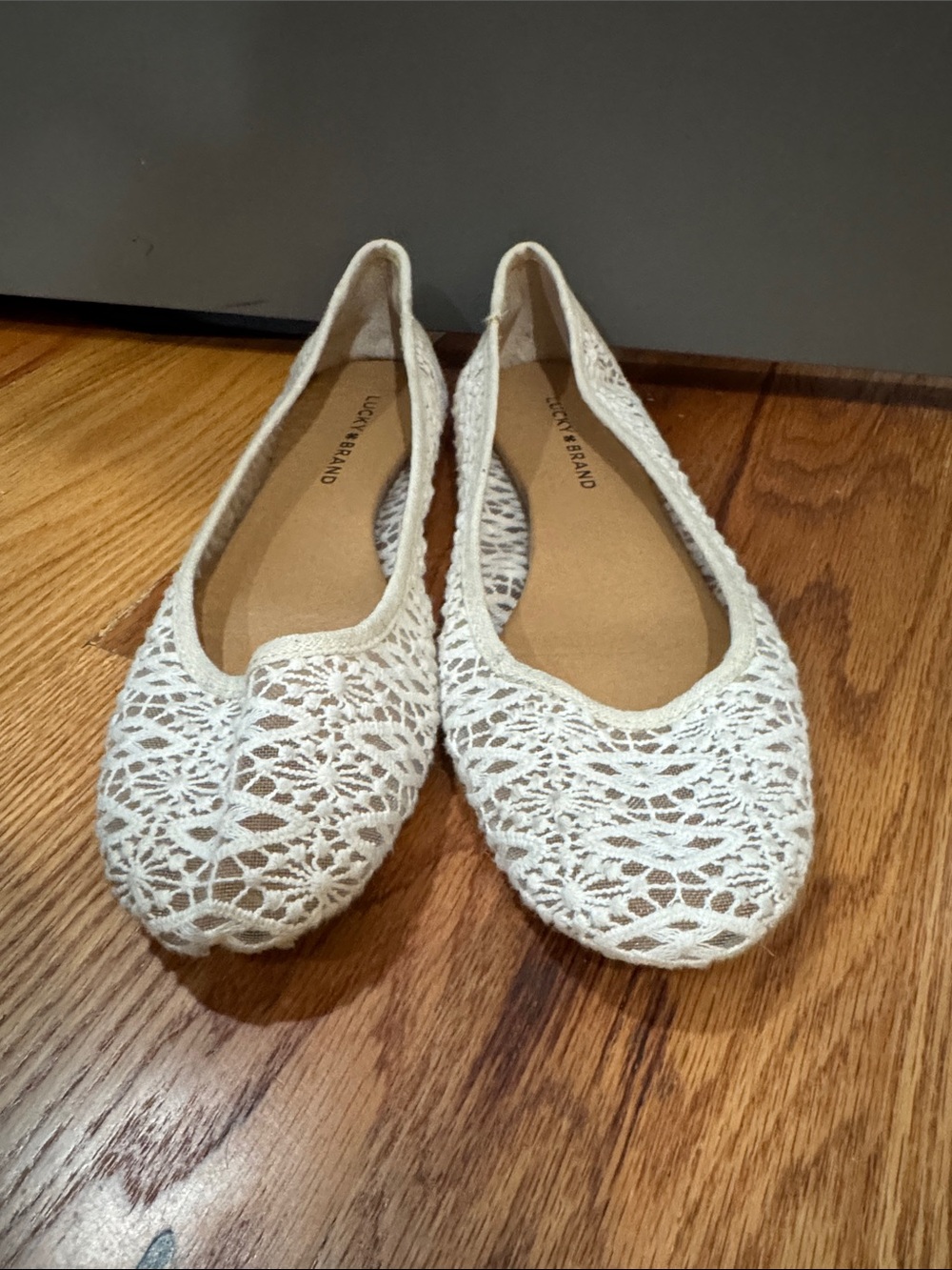 Lucky Brand Cream Crochet Lace Ballet Flats